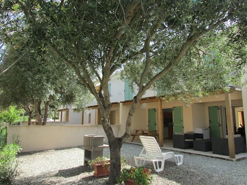 Propriété Airbnb réussie: Apartment with garden - Residence Saint Flo à Saint Florent