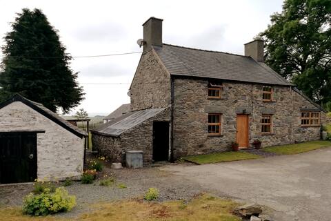 Cosy cottage in rural Snowdonia.