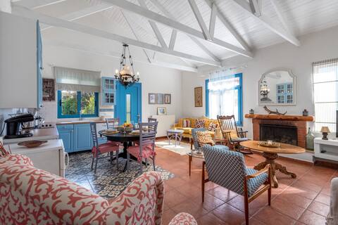 Psinthian cottage