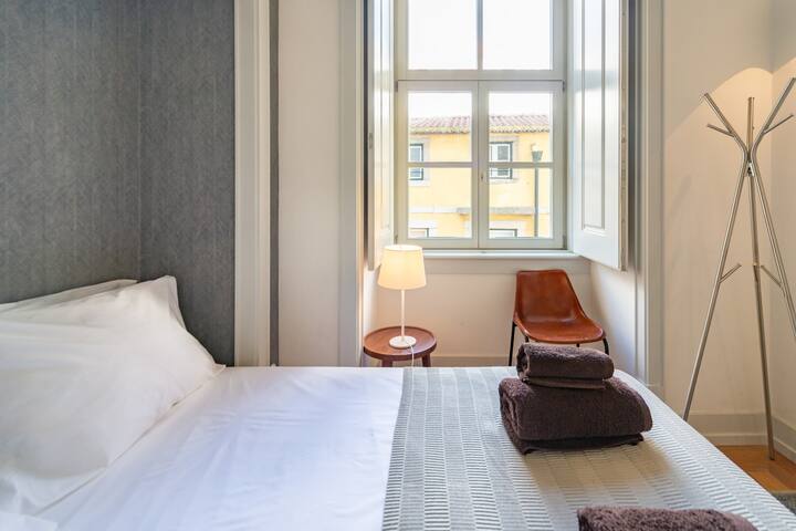 NEW! Baixa-Alfama Unique 2 Bdr suite Apt Sea View gallery image 2