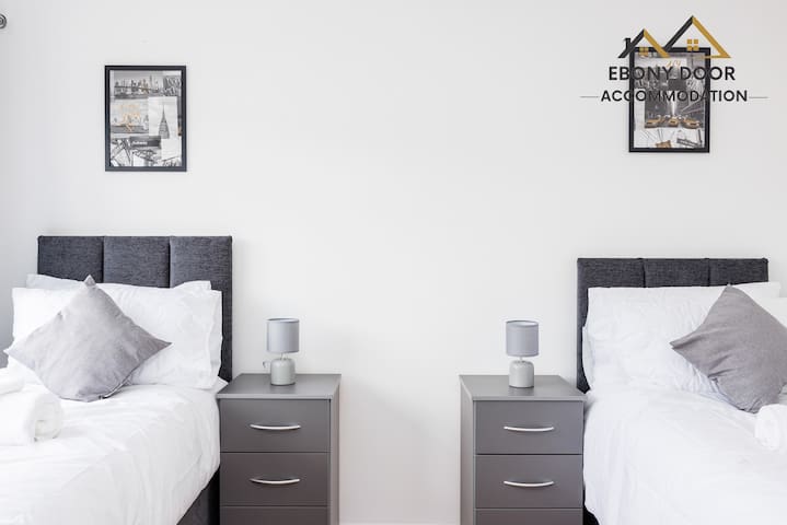 Barking Riverside Accommodation sleeps up to 8