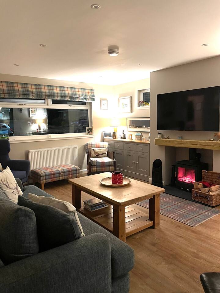 Open plan, stylish Edinburgh living Houses for Rent in Edinburgh