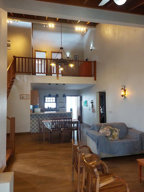 Popular Airbnb listing: Chalet-style home in Goiânia