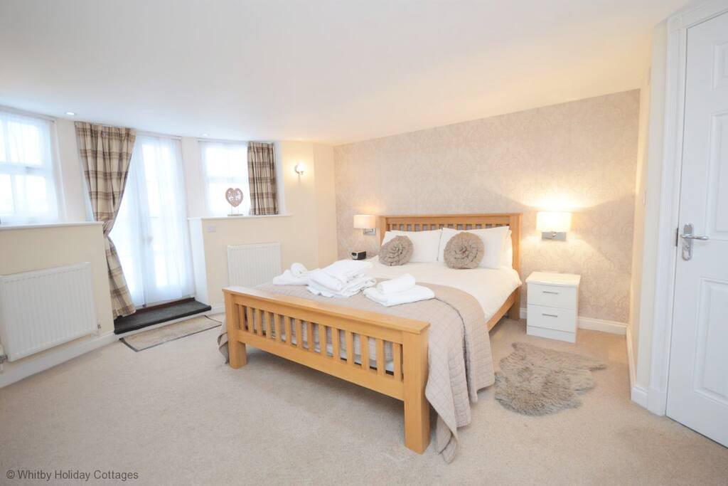 Stunning views~Central Whitby~Parking