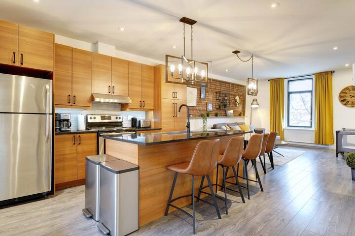 The Hip Chic Fusion – Artsy Saint-Denis | AC gallery image 3