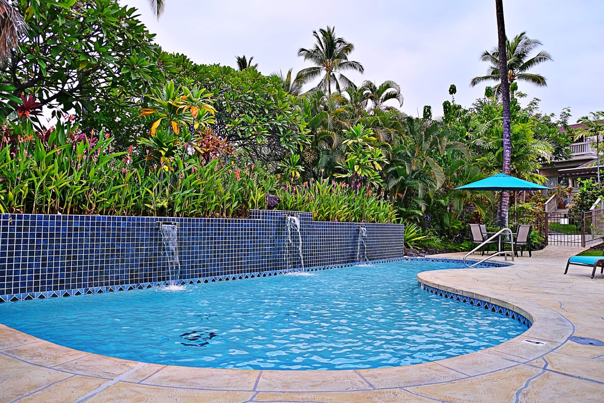 Home in Kailua-Kona · ★4.96 · 1 bedroom · 2 beds · 1 bath - Image 7