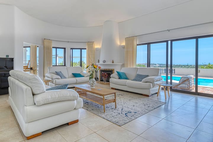 Luxury Villa * Lge Pool * Hot Tub* Beach - Lagos