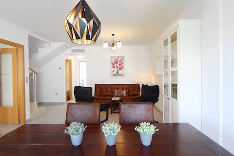 Top performing Airbnb: Beach house (200 meters from the beach) in Sagunt / Sagunto