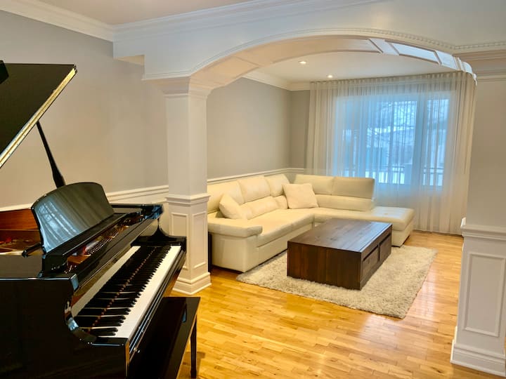 Monthly - Renovated Canadian-style Near Everything - Terrebonne
