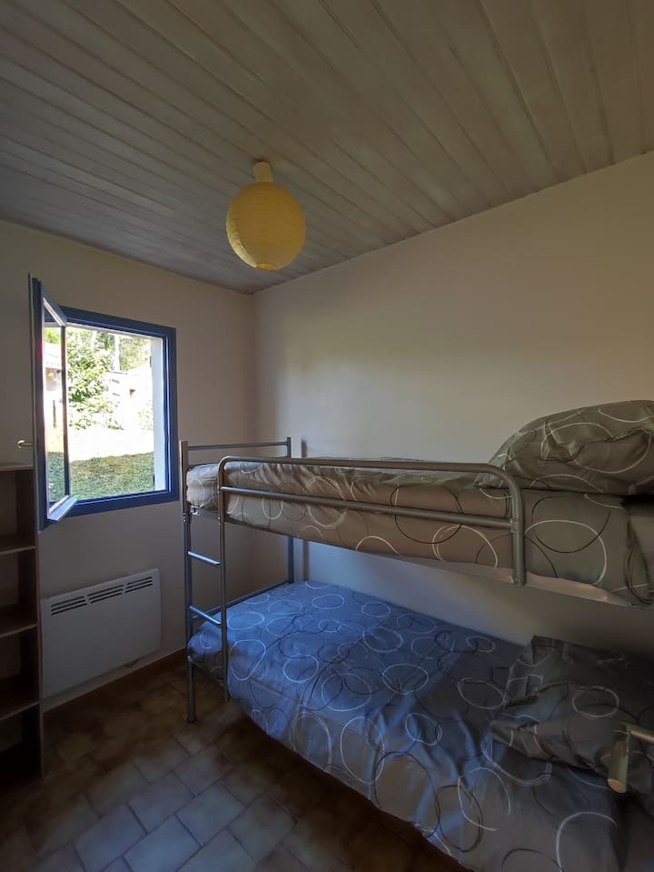 Dhoma e gjumit 2 bunks 90