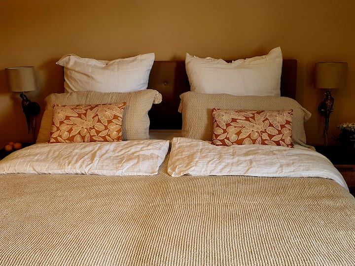 Luonnolliset materiaalit tuntuvat hyvältä ihollaan.