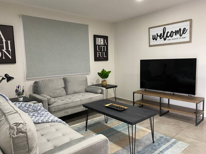 Modern 3bedroom house conveniently located — 3 bedroom vacation rental in Panamá