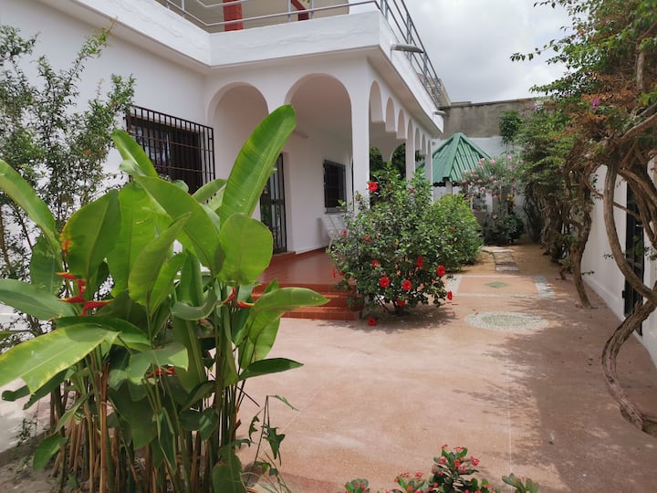 Belle villa avec jardin à Adidogomé Maisons à louer à Lomé, Maritime
