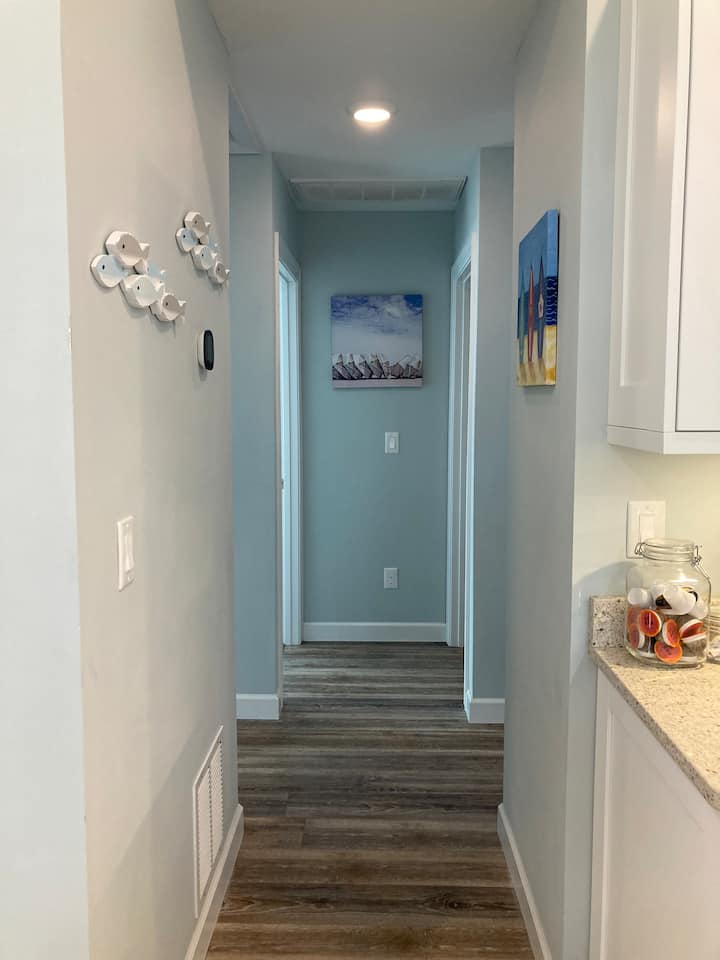 Home Under Oaks W/ Private Dock On Kitty Hawk Bay. - Kitty Hawk, NC