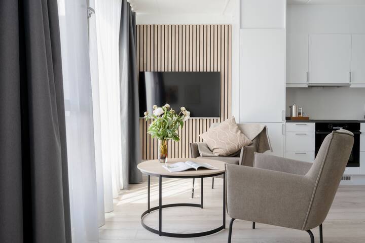 Spacious 2-Bedroom Apartment with Kitchen & Washer gallery image 5