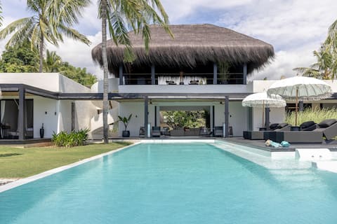 Boutique Resort Tejakula 3, price incl half board