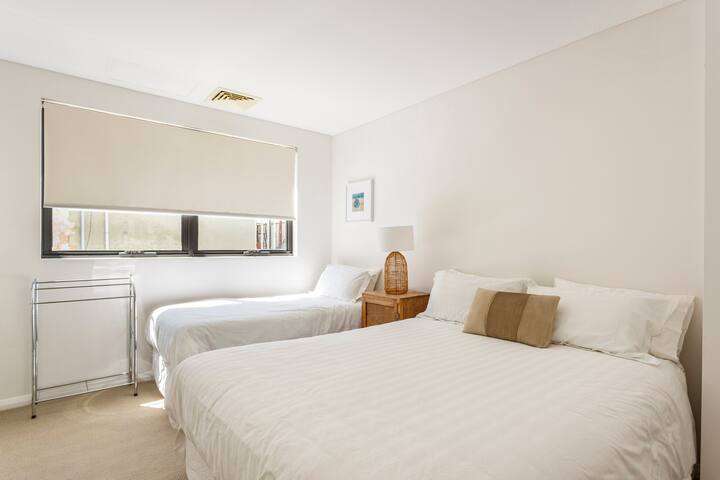 North Freo Chic,executive house + Wifi + NETFLIX gallery image 5