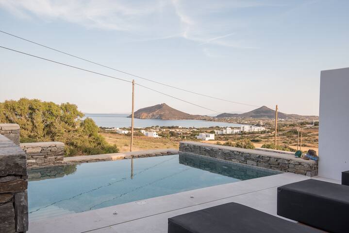 Seasterni Villa gallery image 4