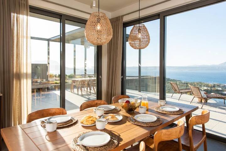 Monte Carlo Vila 3BD 4BA Seaview gallery image 3