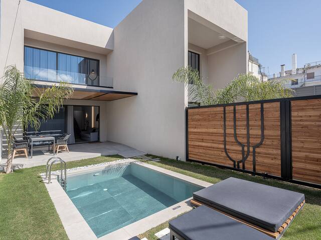 JnV Luxury Villas – Villa Jacqueline, Urban Oasis