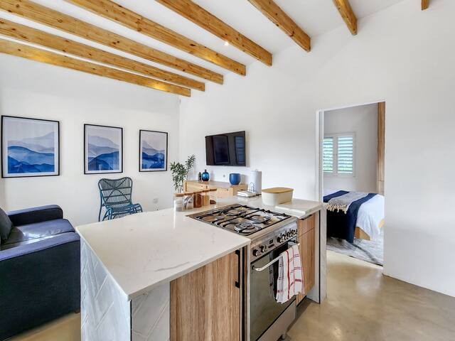 Adriatica – Stylish Retreat with Pool & Views gallery image 5