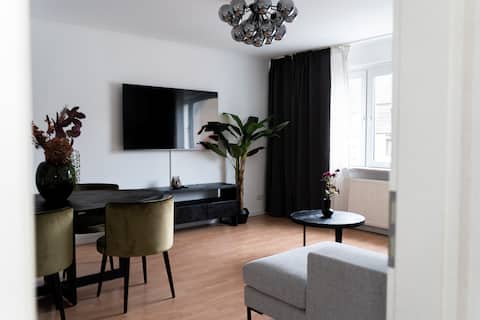 Top Airbnb: Cozy and modern apartment Duisburg center in Neudorf Nord