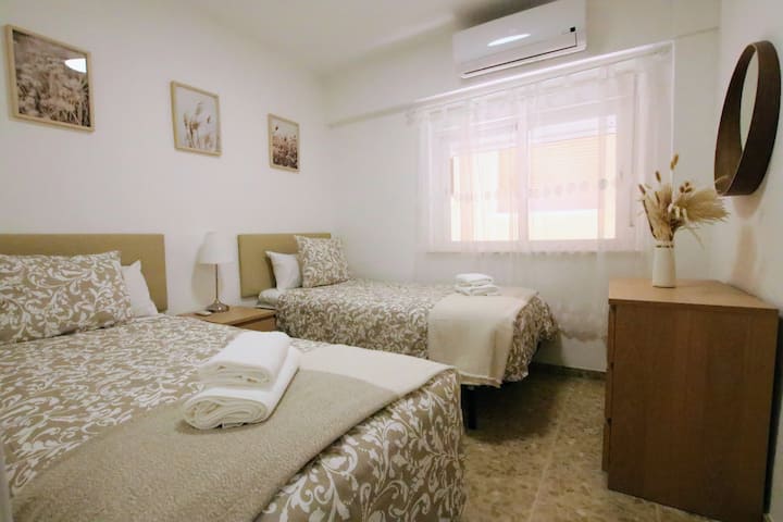 غرفة النوم 2