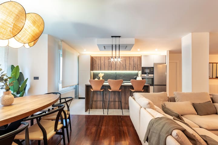 Lovely 4-Bedroom Loft in Bilbao