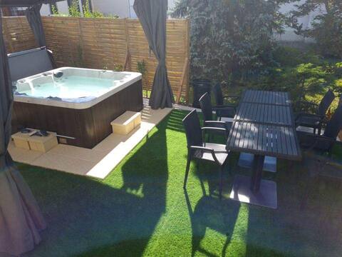 The Val d'Amysses, unlimited and private spa