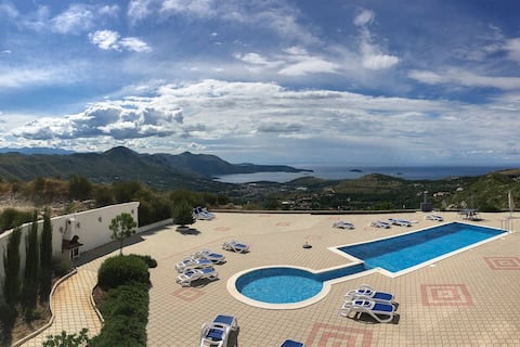 Stunning View Apartment near Dubrovnik