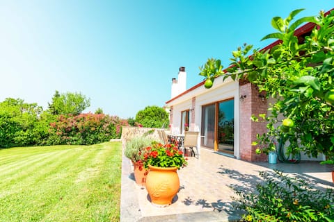 Villa Bougainvillea
