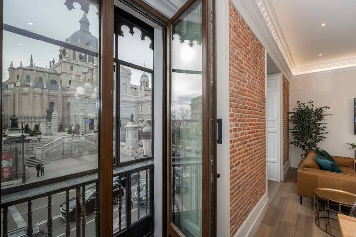 Catedral & Palacio Real gallery image 3