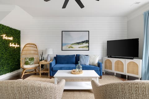 Top performing Airbnb: New Park Circle House with 4 Kings, Grill, Firepit in North Charleston