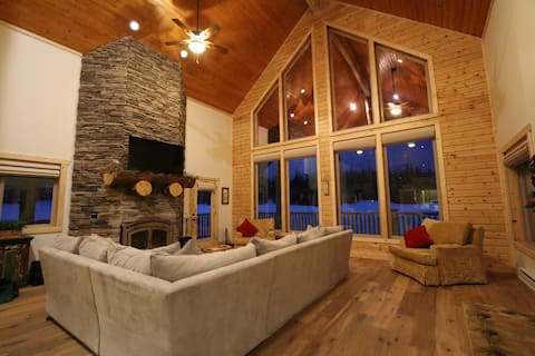 Secluded Mountain Cabin - Minutes from the Slopes
