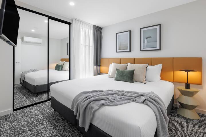 Family Friendly, 2 Bedroom, 2 Bathroom Apartment gallery image 2