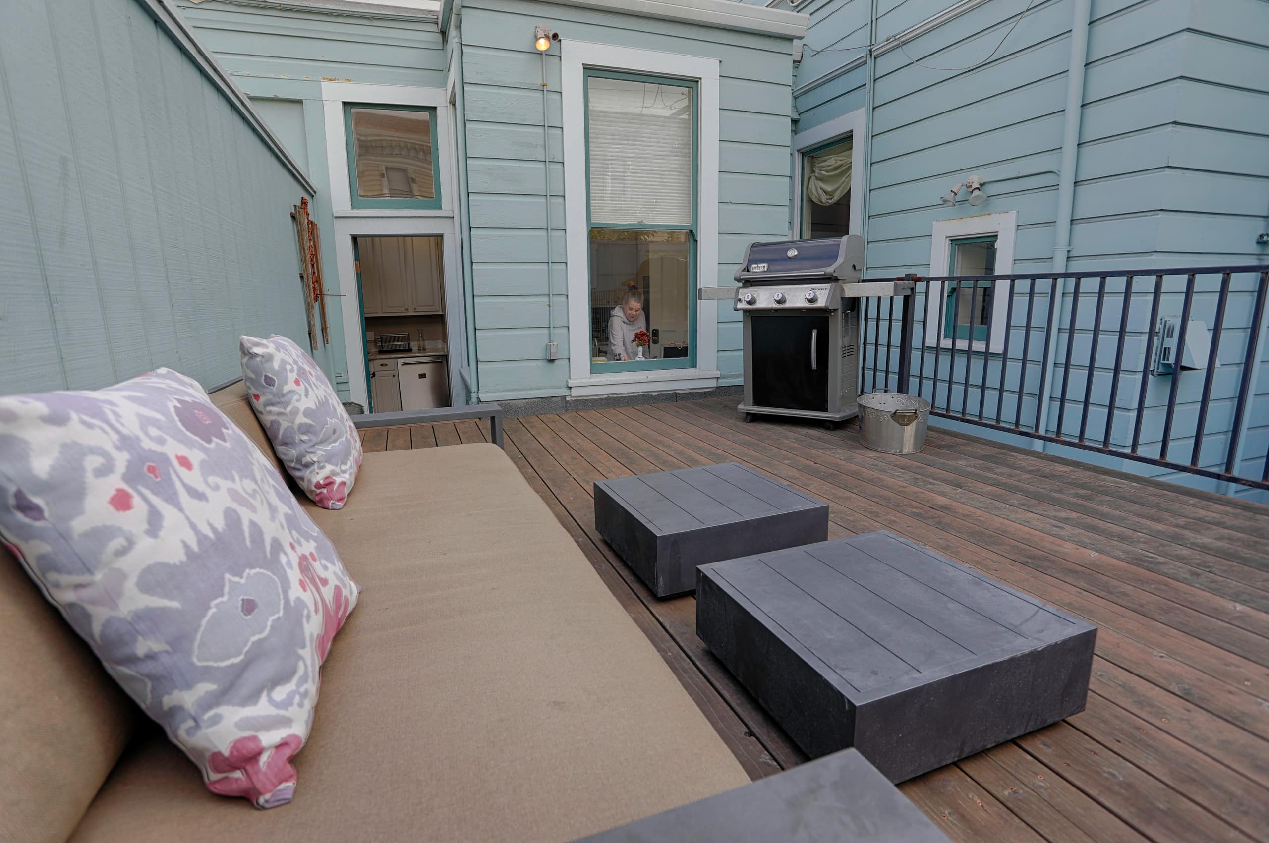 Home in San Francisco · ★4.96 · 6 bedrooms · 8 beds · 4.5 baths - Image 42