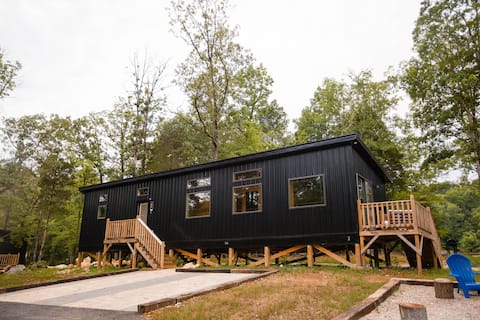 Modern NEW cabin 1 mile from Mammoth Cave