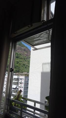 Pão de Açúcar a metros da Praia de Copacabana gallery image 3