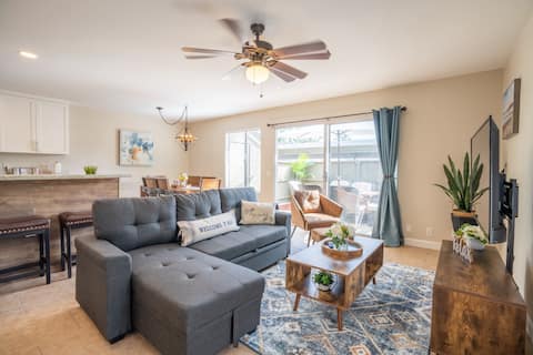 Successful Airbnb property: San Diego Modern and Tranquil Townhome! in Skyline Paradise Hills