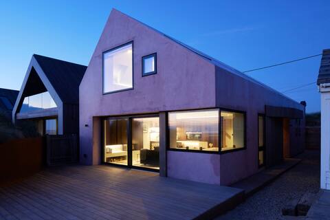 Seabreeze Beach House, with  private spa, Camber.