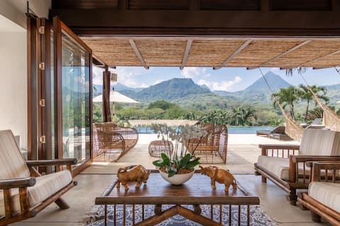 Villa Kavalia | Exclusive Getaway Experience