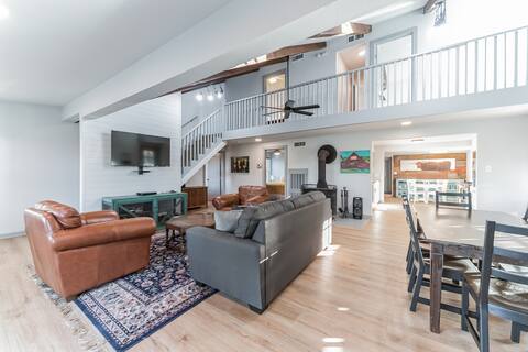 Star Bar Farm & Retreat - Close to Round Top