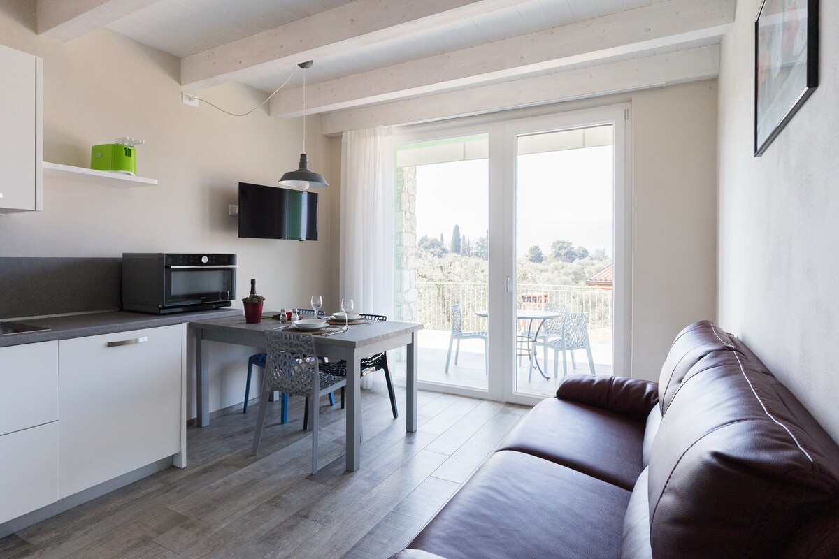 Top Airbnb: [Lake View & Pool] - Apartment with Garden a Malcesine