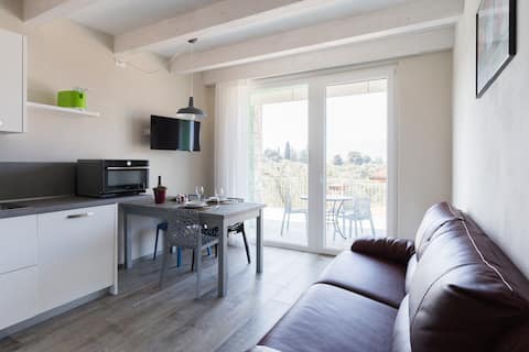 Top Airbnb: [Lake View & Pool] - Apartment with Garden a Malcesine