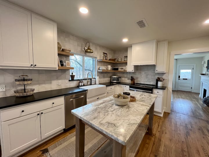 Sunset Cottage Lake Nocona Houses for Rent in Nocona, Texas, United