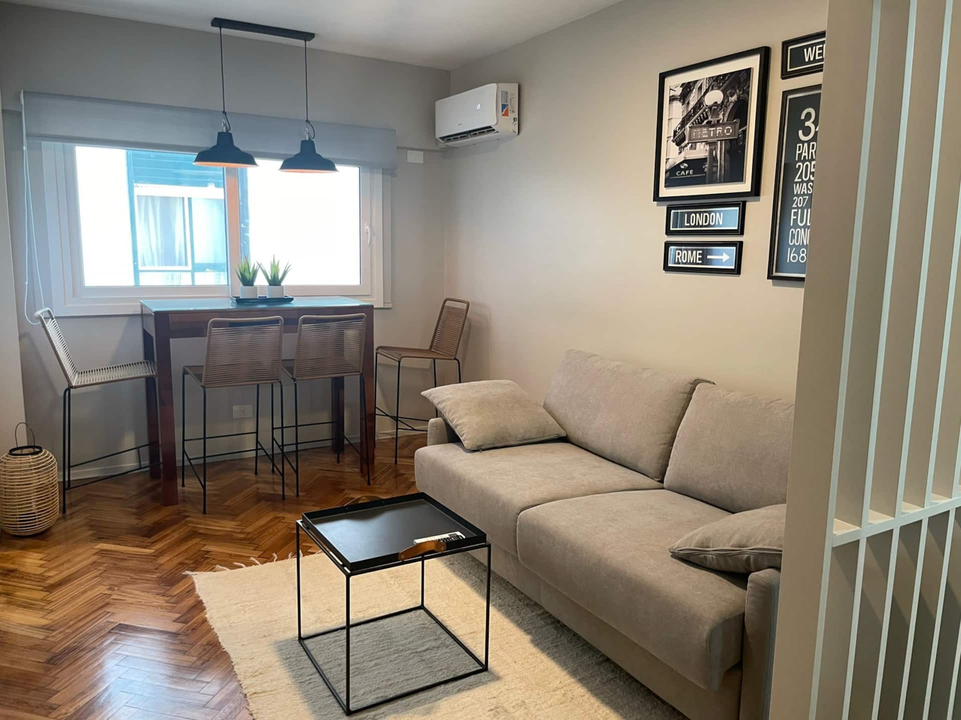 Apartamento reformado de 1 quarto em Almagro