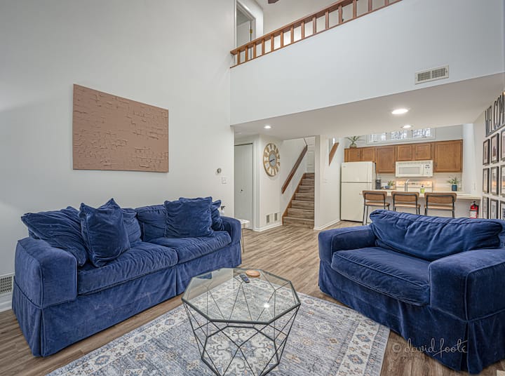 The Galena Getaway Townhouse in Galena Territory Houses for Rent in