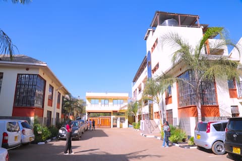 Hotel Lillies, Juja