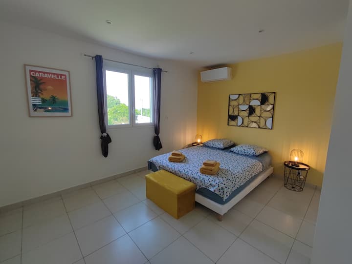 Villa Ti Kaz An Nou - Habitación principal con baño en suite