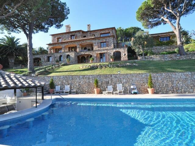 Rosa dels Vents – Masía piedra gallery image 5